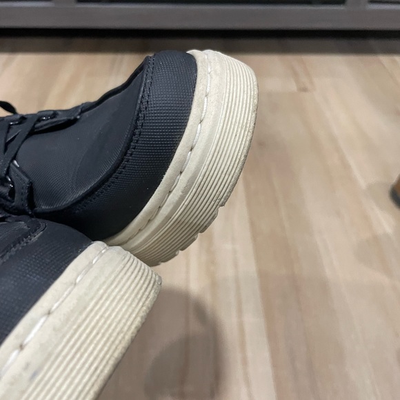 Dr martens canvas shoes good condition sz 8 mens - Picture 9 of 10